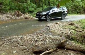 Ini Penampakan 30 Lebih Titik Longsor Disepanjang Jalan Nasional Sungai Penuh - KM 15 Puncak