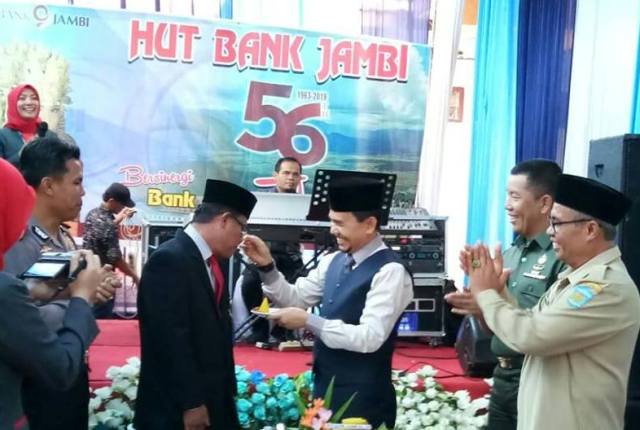 Adirozal : Bank Jambi Harus Terus Mendukung Pembangunan Daerah