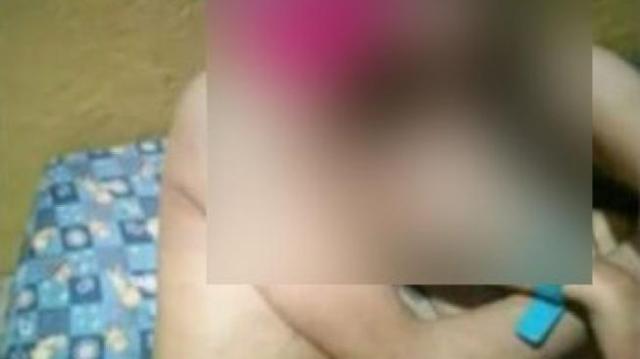 Polisi Periksa Pemeran Perempuan Berjam Biru dalam Video Mesum