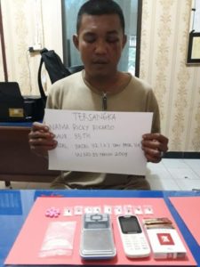 Miliki Ekstasi dan Sabu, Rico Diamankan Dikamar Kos
