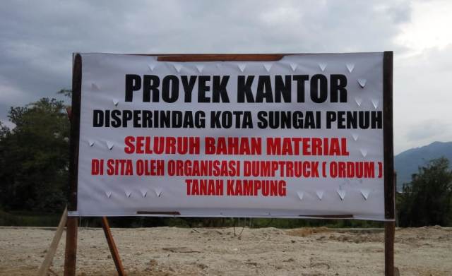 Ordum Sita Material Proyek Bangunan Disperidag Sungai Penuh