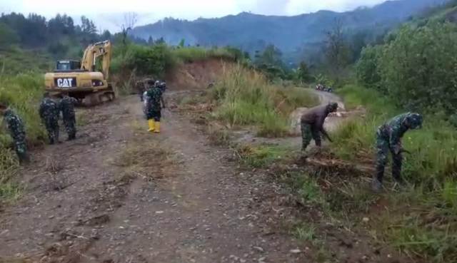 Pekerjaan Jalan oleh TMMD Kerinci di Sungai Ning Terus Dipacu