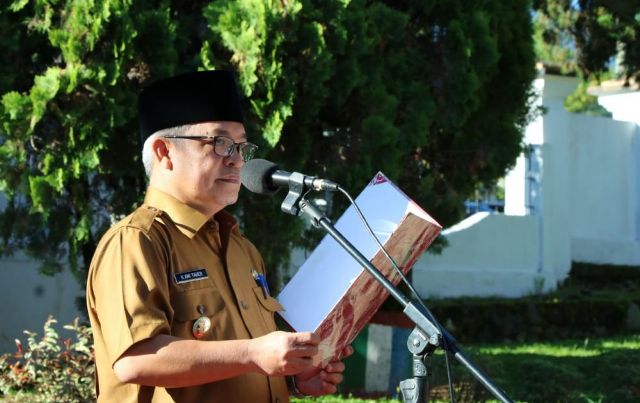 Ini Pesan Ami Taher Wabub Kerinci Kepada OPD Saat Jadi Pembina Upacara