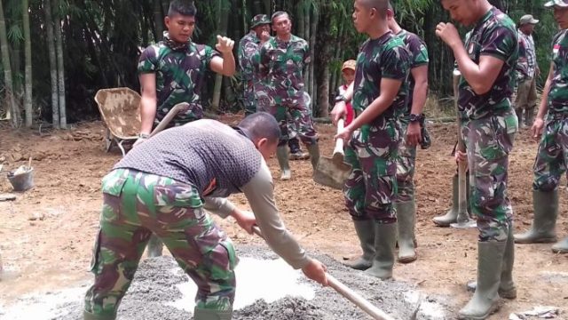 Satgas TMMD Kerinci Juga Buat Lapangan Voli Untuk Karang Taruna