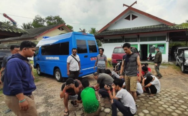 Gerebek Pulau Pandan, BNNP Amankan Sejumlah Orang