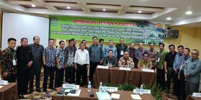 DPRD Sungai Penuh Gelar Bimtek Nasional