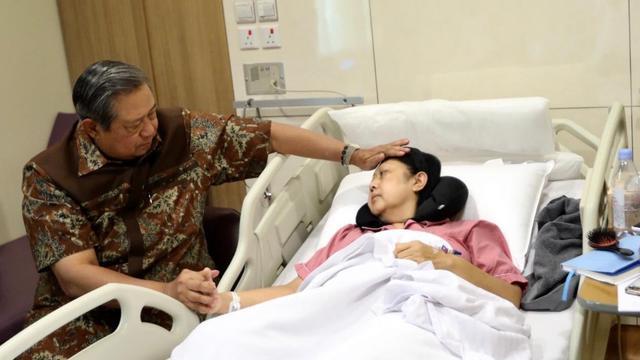 Ny Ani Yudhoyono Tutup Usia