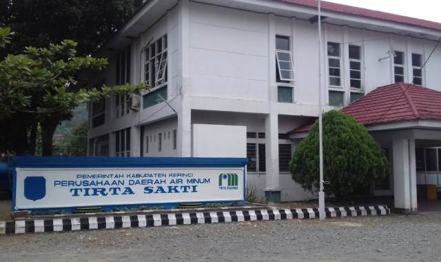 Kantor Pusat PDAM Tirta Sakti