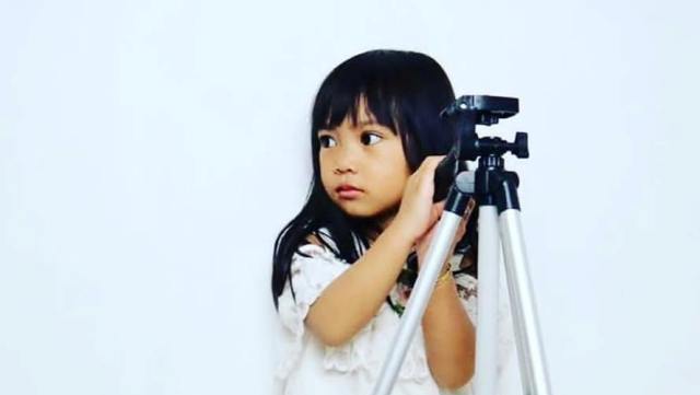 Ziya Si Model Cilik Berperan Sebagai Puti Karadoik