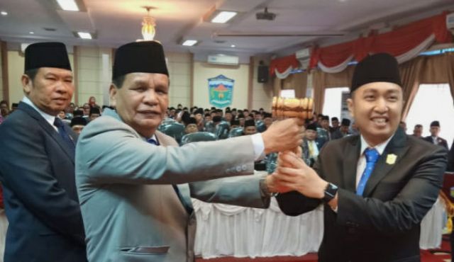 Aspar Nasir Pimpinan Sementara DPRD Sungai Penuh