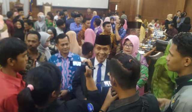 Drs. Ulil Amri, ME Anggota DPRD Muaro Jambi