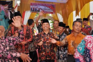 Edminuddin Gelar Syukuran Terpilih Jadi Anggota DPRD Kerinci Edminuddin Gelar Syukuran Terpilih Jadi Anggota DPRD Kerinci