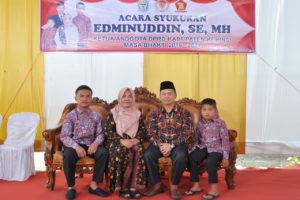 Edminuddin Gelar Syukuran Terpilih Jadi Anggota DPRD Kerinci Edminuddin Gelar Syukuran Terpilih Jadi Anggota DPRD Kerinci