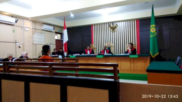 Oknum Polisi Terlibat Ilegal Logging dan Dihukum 8 Bulan Penjara