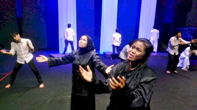 Tak (Tik) Senja Memjemput Dipergelarkan Teater Tonggak Jambi Akhir Pekan Ini