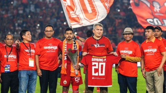 Bambang Pamungkas Resmi Gantung Sepatu