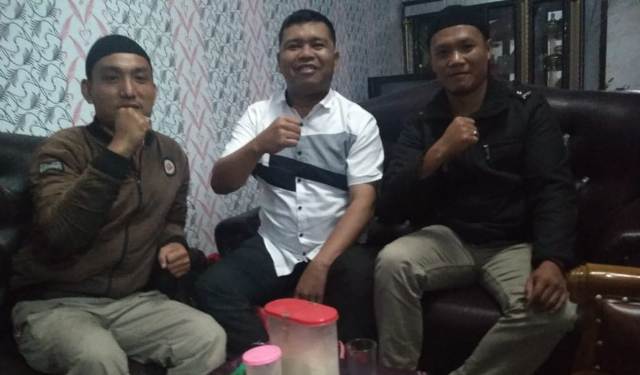 Silaturahmi Politik Pimpinan Partai Gelora dengan Amrizal Ketua Komisi II DPRD Kerinci