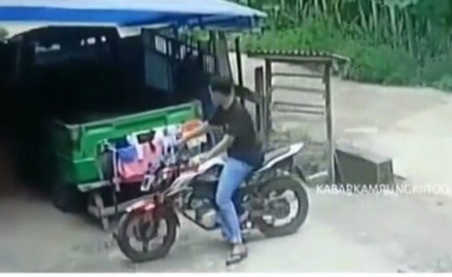 Maling Kutang di Sarolangun Tertangkap Kamera