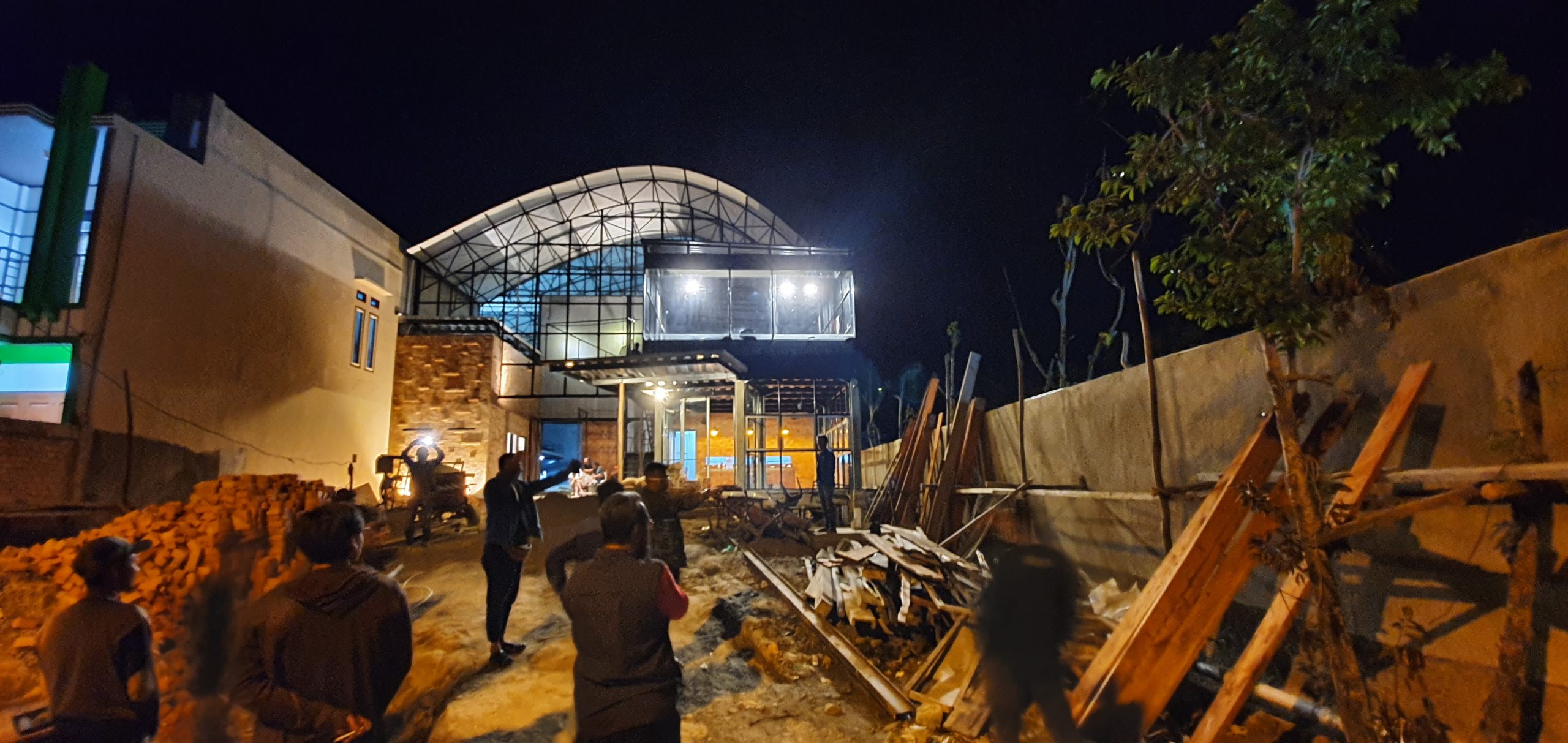 Bikin Netizen Penasaran, Gini Nih Penampakan Gedung Standart Internasional Dej Convention Hall Sungai Penuh