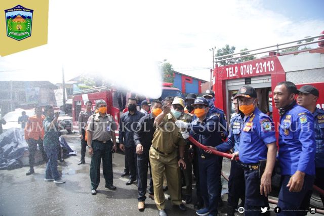 Penyemprotan Disinfektan Kawasan Strategis Kota Sungai Penuh