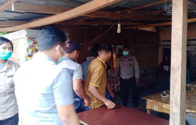 Hots News! Polsek Air Hangat Gerebek Warung Main Domino Semurup