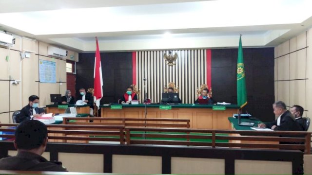 Dua Orang Terdakwa Korupsi Pengadaan LPJU Tebo Dituntut Hukuman Penjara