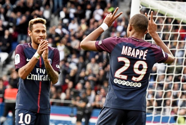 Neymar dan Mbappe Diyakini Akan Bertahan di PSG