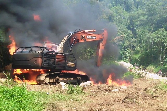 Luar Biasa!!! Pemerintah Muara Bungo Tertibkan PETI