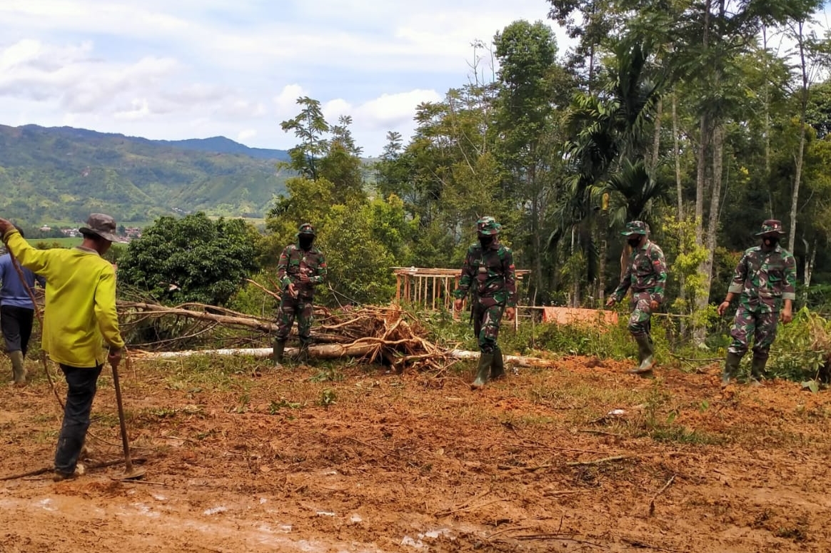 Semangat TMMD Ke-109 Kodim Kerinci Bersama Warga