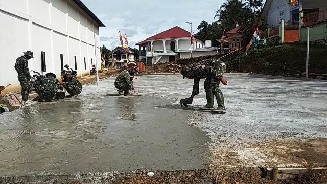 Pekerjaan Fisik dan Non Fisik Satgas TMMD di Desa Sungai Langkap