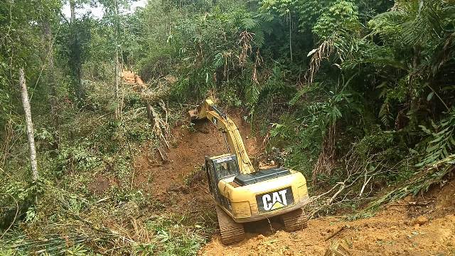 Akses Jalan dari Desa Sungai Langkap - Desa Mukai Pintu Mulai Bisa Dilewati