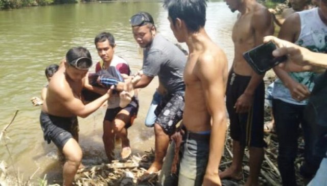 Ferdian Tewas Tenggelam di Sungai Lubuk Kayu Aro