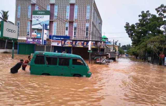 Diguyur Hujan, Kota Jambi Diterjang Banjir