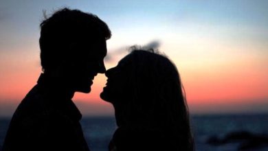 Risih Saat Ponselnya Dipinjam, Ini Salah 1 Tanda Suami Tertarik Pada Wanita Lain