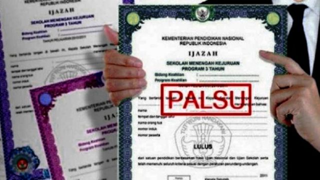 WAH!!! Kades Terpilih Tunggul Bulin Merangin Ditangkap Polisi Trekait Gunakan Ijazah Palsu