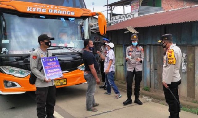 Bus Nekad Mudik Disuruh Putar Balik di Perbatasan Palembang-Jambi