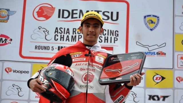 Raih Poin Perdana di Moto3, Andi Gilang Cetak Sejarah buat RI