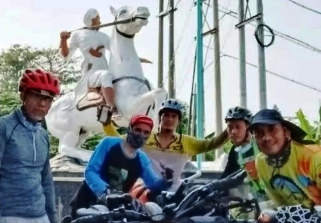 Cerita Cara Ampuh Lewati Pos-Pos Penyekatan Mudik dengan Bersepeda