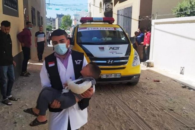 Viral!!! Ambulans Padang Bantu Warga Palestina