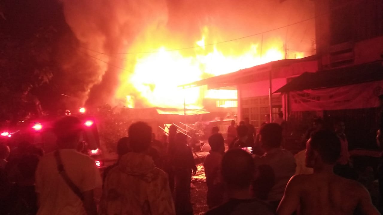 Video Kebakaran Hebat di Pondok Tinggi Sungai Penuh