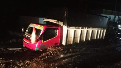 Jalan Muara Emat Kerinci Tertimbun Longsor Lagi