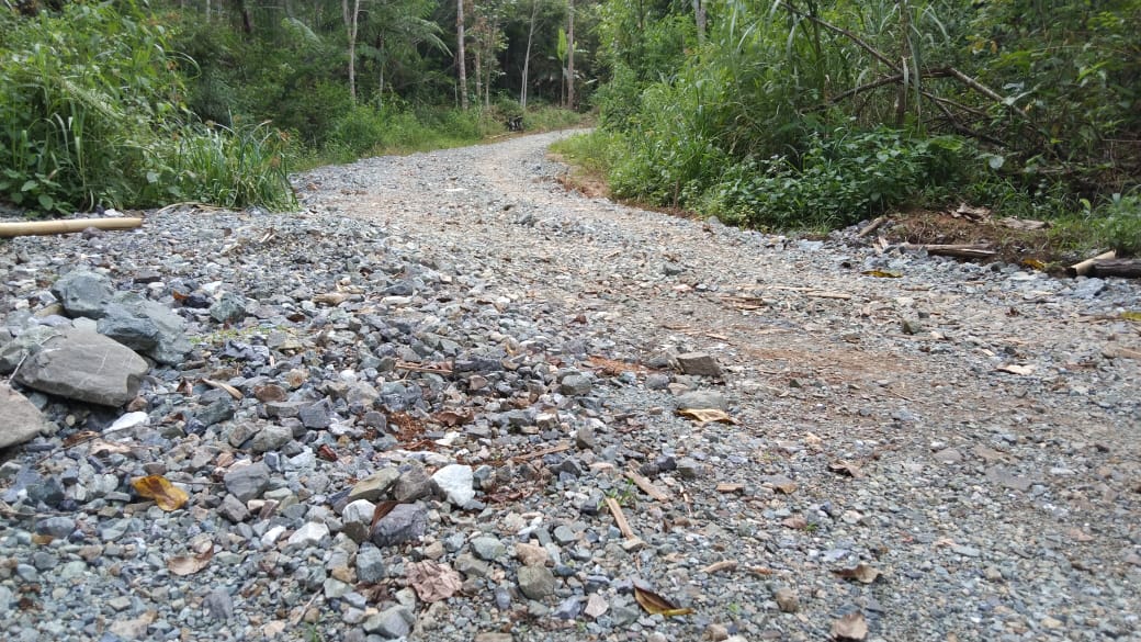 Kontraktor Nakal Lagi! Proyek Jalan di Sitinjau Laut Kerinci Tanpa Papan Nama