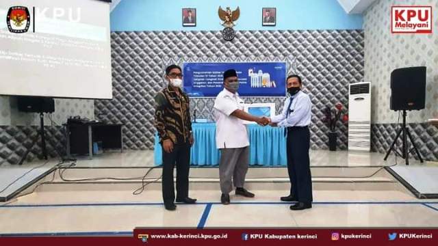 KPU Kerinci Terima Penghargaan Satker Terbaik Pengelolaan Anggaran Triwulan IV 2021