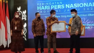 Pemberitaan Covid-19, IWO Jambi Diganjar Penghargaan Gubernur Jambi Pemberitaan Covid-19, IWO Jambi Diganjar Penghargaan Gubernur Jambi