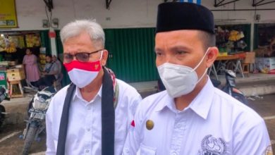 Pedagang Pasar Angso Duo Terima Bantuan dari Presiden Jokowi