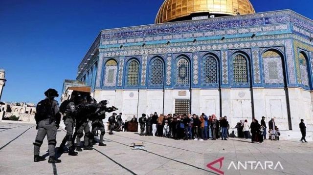 Ikatan Dai Indonesia Kecam Penyerbuan Tentara Israel ke Masjid Aqsa