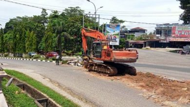Pelebaran Jalan Menuju Jembatan Duplikat Merangin Mulai Dikerjakan