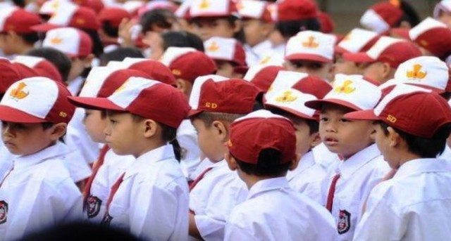 Bagaimana Cara yang Baik Mempersiapkan Anak Masuk Sekolah?