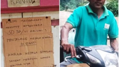 Warga Segel SD 32 Air Liki Baru Terkait Kepala Sekolah Jarang Masuk