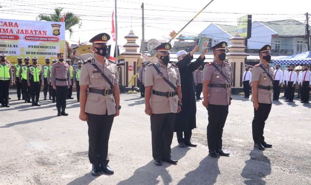 Kompol Farouk Afero Pimpin Pelaksanaan Serah Terima Jabatan